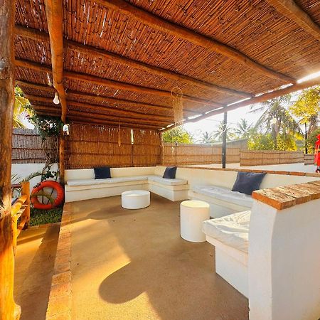 Telvina Beach Lodge Віланкулуш Екстер'єр фото